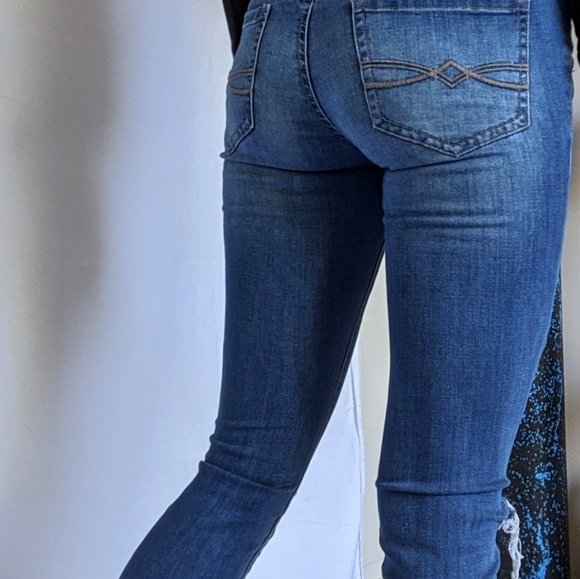 MUDD Distressed Skinny Jeans 🌈 - Picture 4 of 5